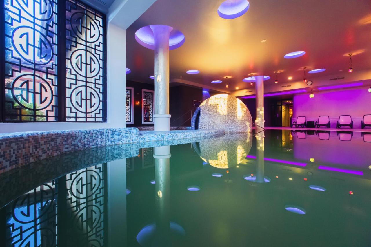 Caramell Premium Superior Hotel