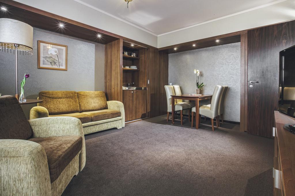 Caramell Premium Superior Hotel 4*