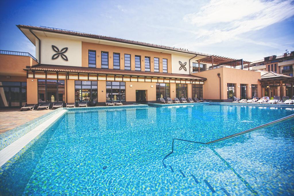 Hotel Caramell Premium Superior 4*
