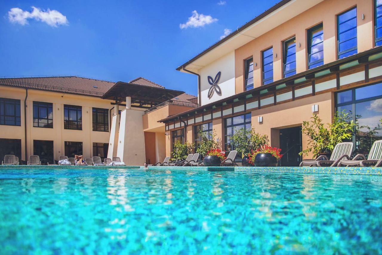 Caramell Premium Superior Hotel 4*
