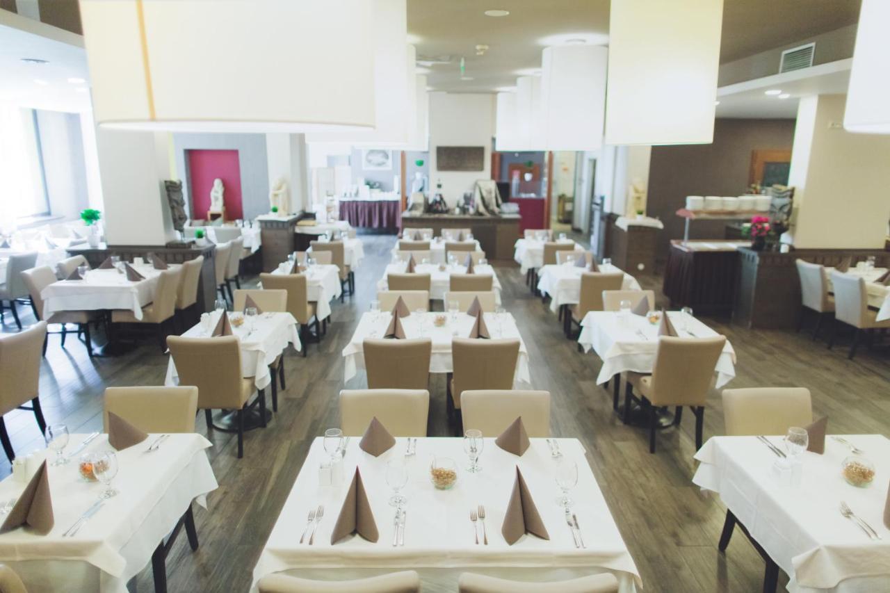 Hotel Caramell Premium Superior Buk